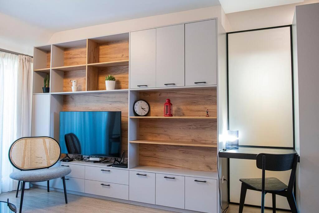 Tokiyo: A Lovely City Center 2 Bedrooms Apartment With Private Parking โซเฟีย ภายนอก รูปภาพ