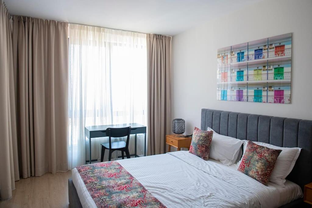 Tokiyo: A Lovely City Center 2 Bedrooms Apartment With Private Parking โซเฟีย ภายนอก รูปภาพ