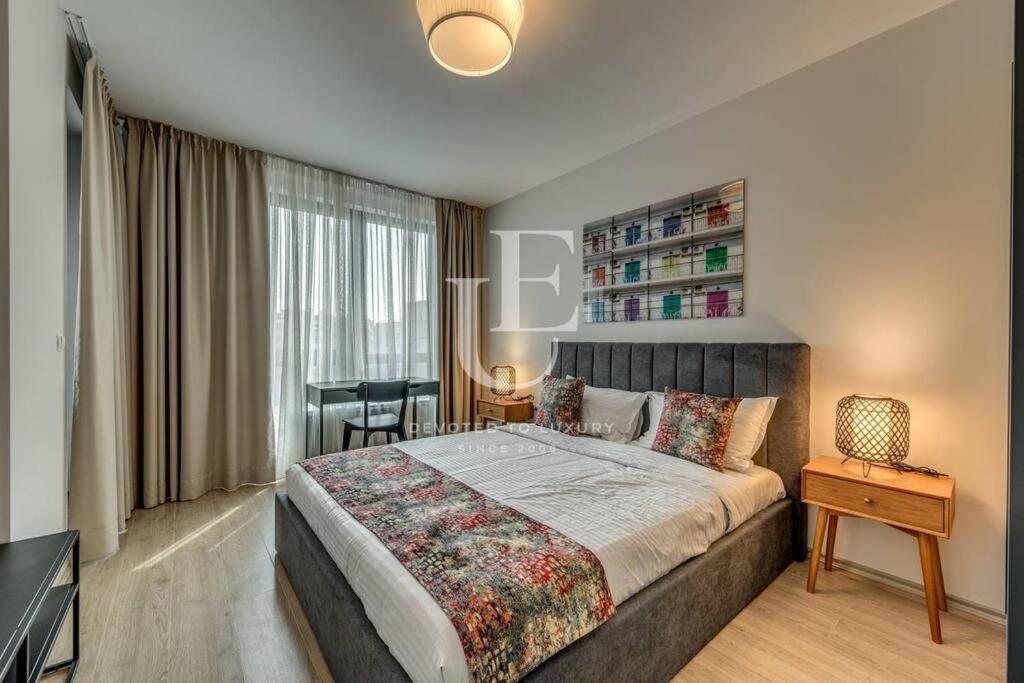 Tokiyo: A Lovely City Center 2 Bedrooms Apartment With Private Parking โซเฟีย ภายนอก รูปภาพ